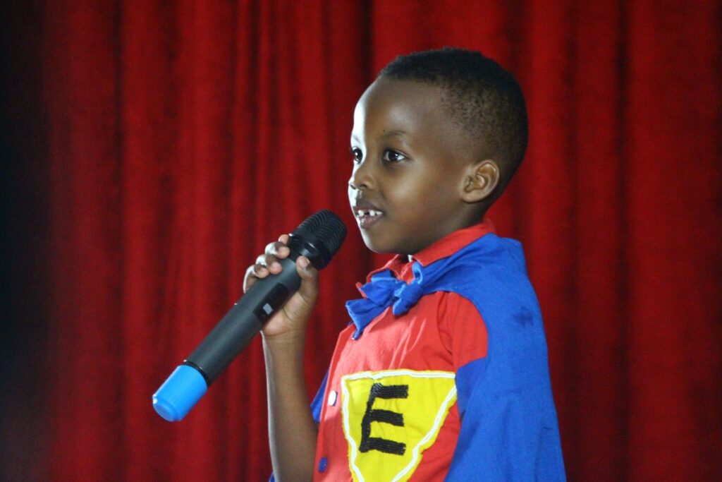 Ethan Theodore Yona un jeune super héro